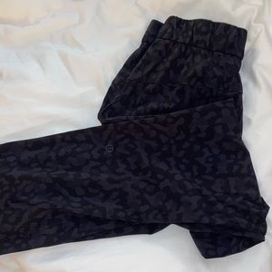 Lululemon On The Fly Pant 7/8 Print S4